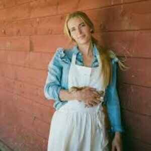 Ballerina Farm Cream Apron Crossback and Tie